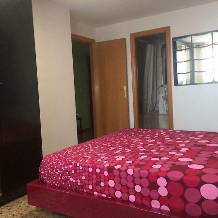 Amplio y Comodo Apartamento con parking Apartamento Valencia Exterior foto