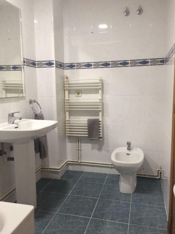 Amplio y Comodo Apartamento con parking Apartamento Valencia Exterior foto