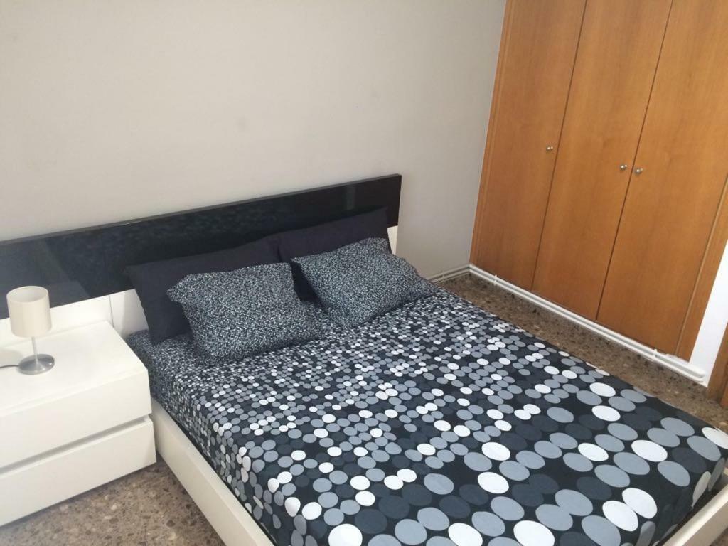 Amplio y Comodo Apartamento con parking Apartamento Valencia Exterior foto